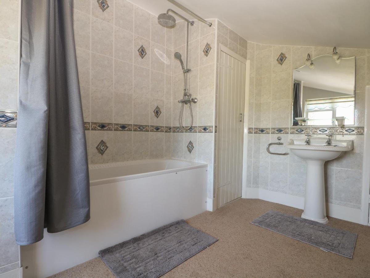 1 Paythorne Farm Cottages Henfield Luaran gambar
